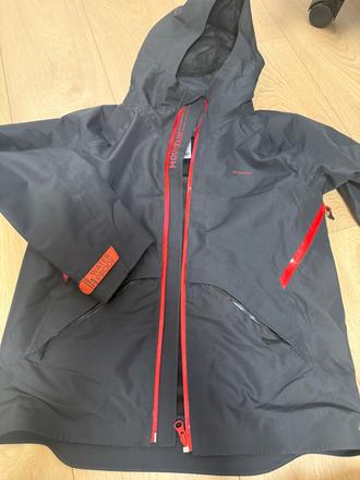 Vetrovka, decathlon,152