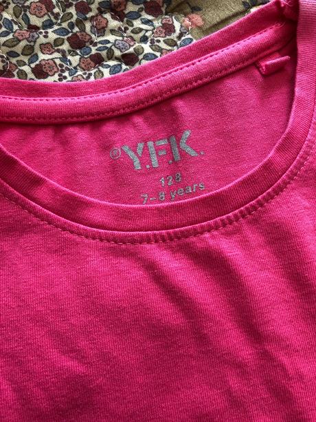 Tričko s výšivkou a ružové tričko, kik,128