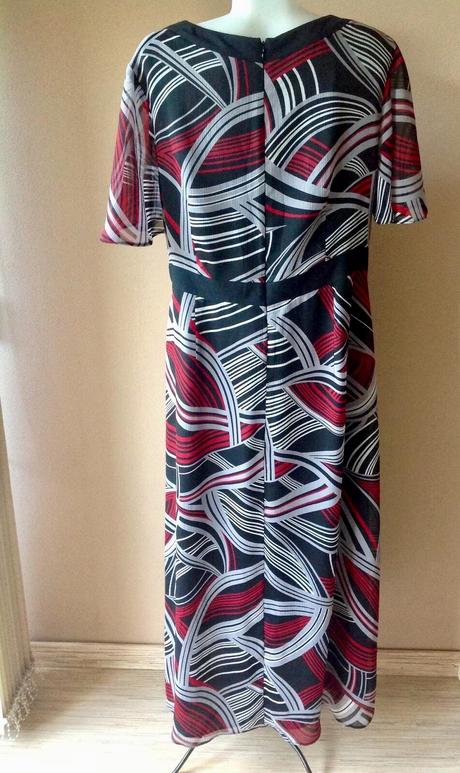 Krasne šaty ann harwey /84, 48