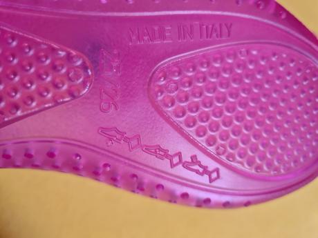 Topánky do vody, 25