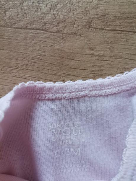 Dievčenské bledoružové body, 62