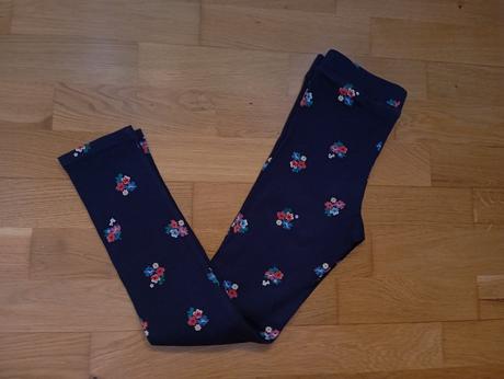 Nádherné rebrované legínky, h&m,134