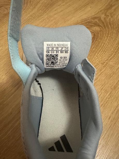 Tenisky, adidas,31