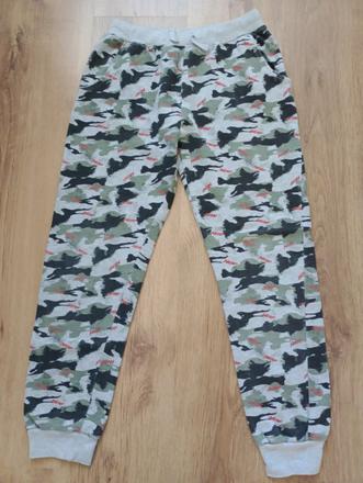 Nerf tepláky, hasbro,146