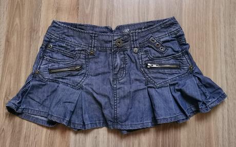 Rifľová sukňa, 26