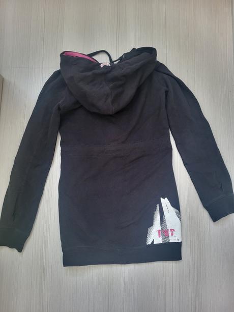 Predĺžená mikina, 134