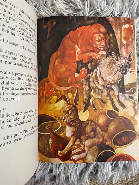 Stará retro kniha tri pravdy swahilské rozprávky,