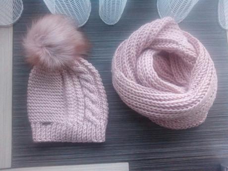 Čiapka so šálom, šatkou,..., 56 - 158