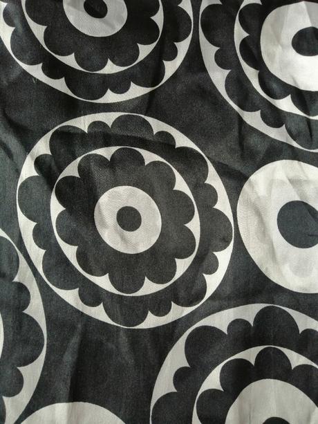 Čiernobiele šaty v134-140,8-9r., 134