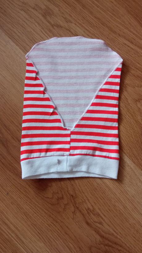 Šatka na hlavičku, 74