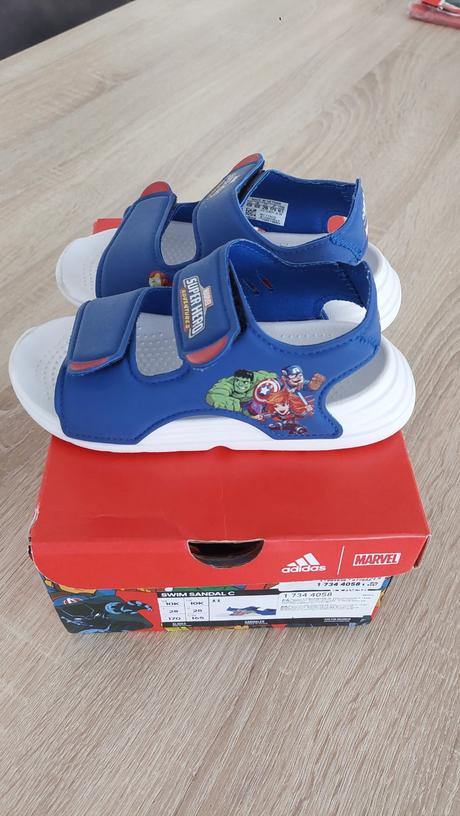 Sandalky adidas marvel, adidas,27