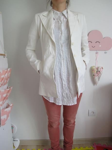 Biely kabát v.34, 34