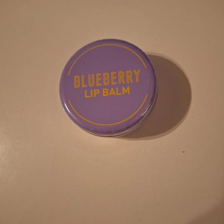 Čučoriedkový balzám na pery, 