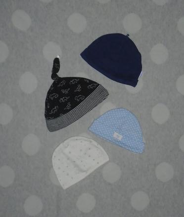 4 x čiapka na 0 až 3 mesiace, 62