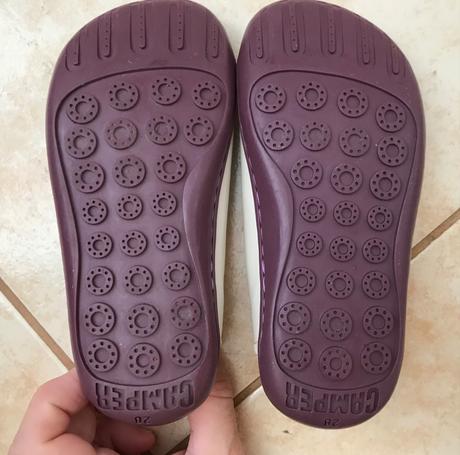 Camper barefoot, camper,28