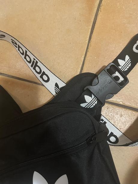 Adidas kabelka, adidas