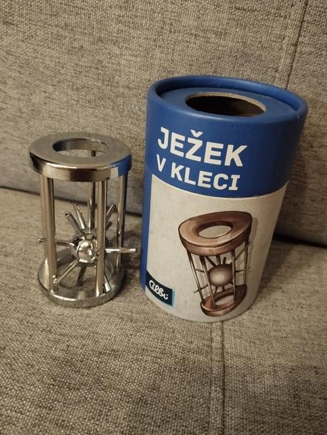 Ježko v klietke, 