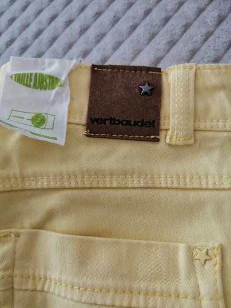 Nádherné šortky, top stav, vertbaudet,146