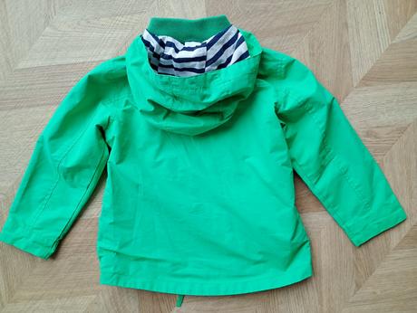 Prechodné bundičky, 104