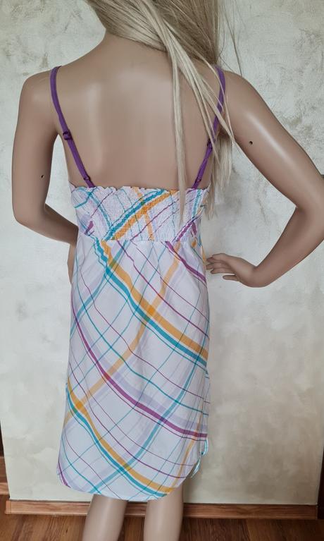 Protest letne satky, adidas,s