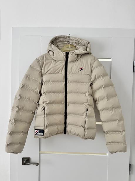 Tepla bunda superdry, superdry,xs