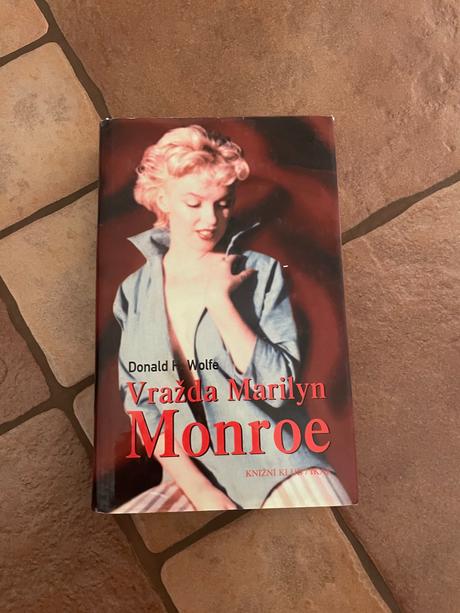 Kniha vražda marilyn monroe,
