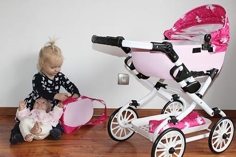 Kočík pre bábiky retro kvety,