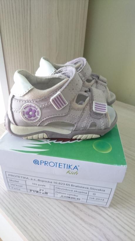 Kožené tes fuxia 21, protetika,21