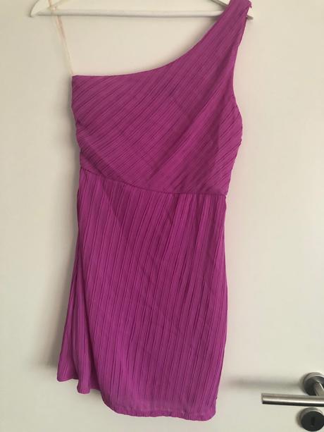 Saty na jedno rameno, 36