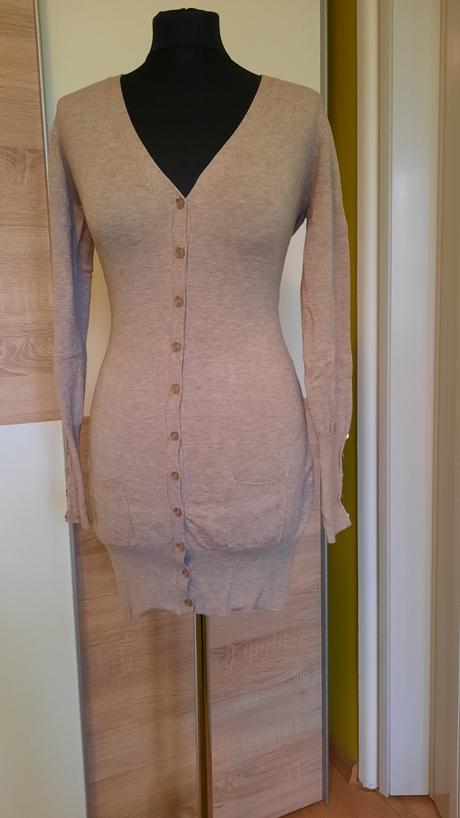 Štýlový kvalitný jemnučký béžový svetrík, xl