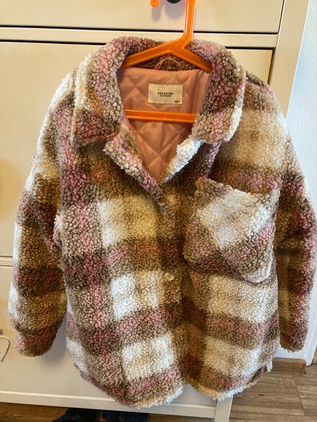 Reserved bunda, reserved,146