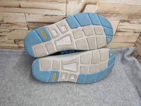 Keen 39 - tmavomodré sandále, keen,39