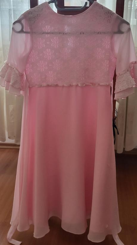 Spoločenské šaty, 128