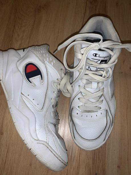 Tenisky, champion,39