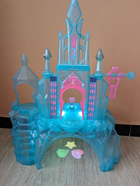 Hrad pony a poníky, 