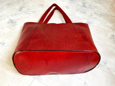 Veľká kožená kabela,