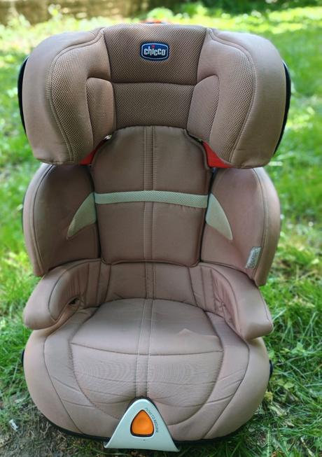 Chicco autosedačka oasys 2-3 na  15-36kg, chicco