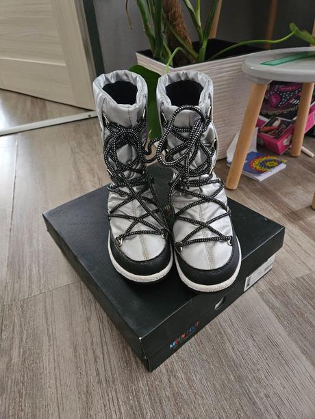 Snehule moon boot, 30