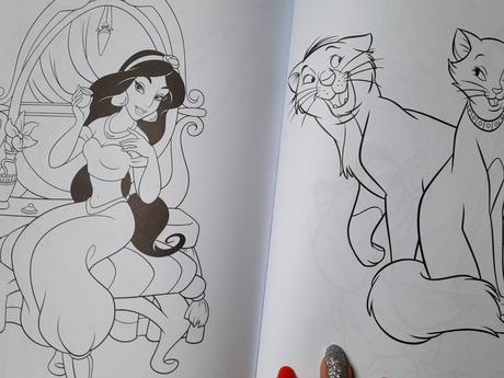 Omáľovanka vymaľovanka disney postavičky nálepky, 