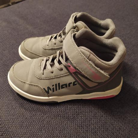 Prechodné tenisky, 32