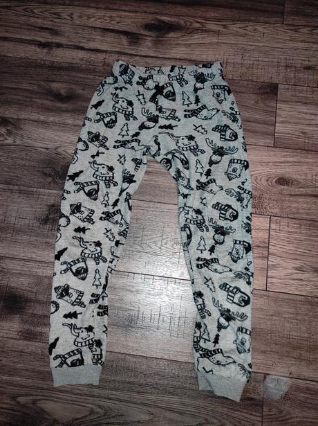 Flišove tepláky, 128