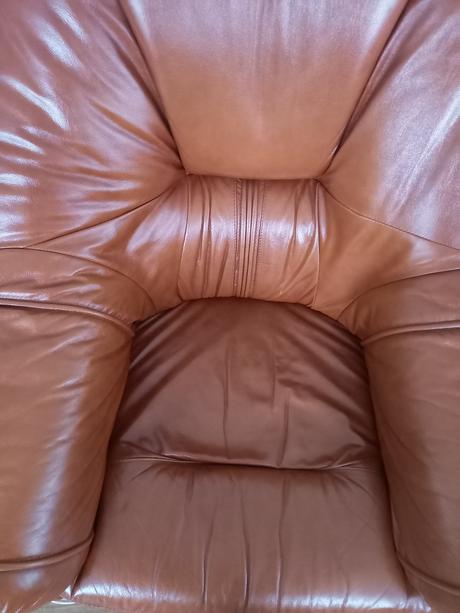 Kožená sedacia suprava, 