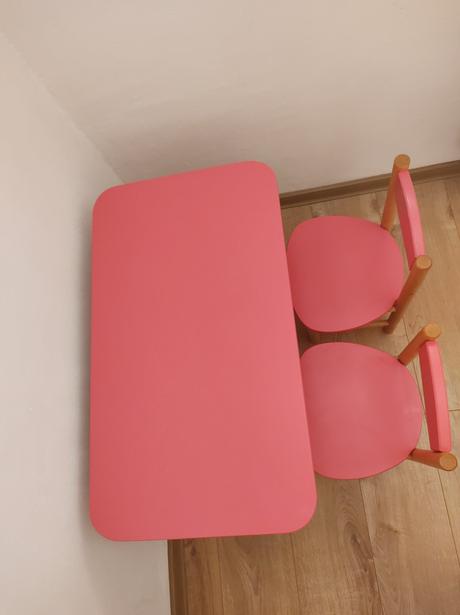 Detský stôl so stoličkami, 