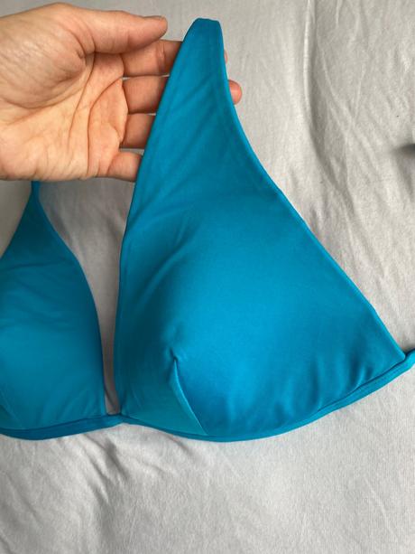 Tyrkysovy vrchny plavkovy diel, l