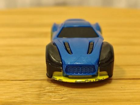 Zberateľský model zuru metal machines raizer 2018,