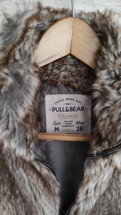 Kožušinová vesta, pull&bear,m
