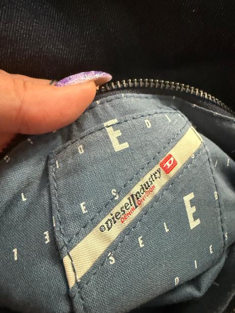 Kabelka diesel, diesel