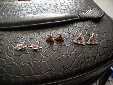 Set - prstene, náušnice, náramok, 