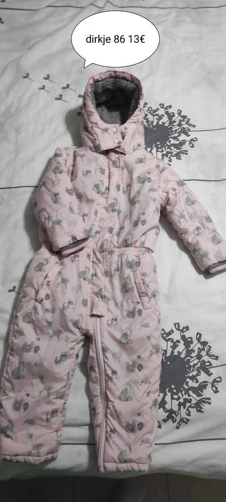 Overal na zimu dirkje 86 dievča, dirkje,86