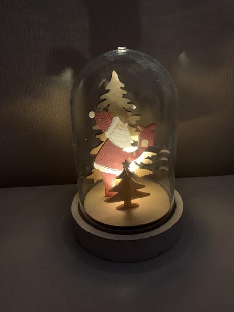 Svietiaci mikuláš, 